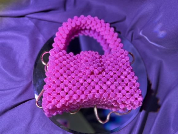 Evaluating the Beaded Bag Weave Pattern PDF and Video: A Comprehensive Guide to Handcrafted Crystal Accessories